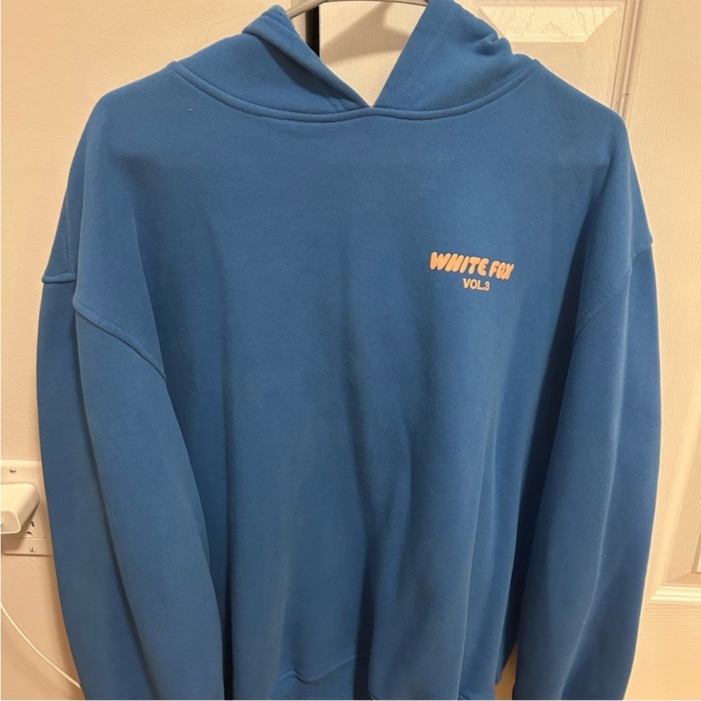 White Fox Matching Set (Hoodie and sweatpants) - Picture 2 of 5